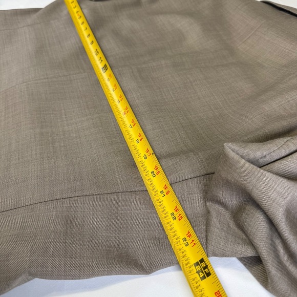 Tommy Hilfiger 100% Wool Men's 2 Piece Suit Beige Jacket 46R Pants 40X30 - Picture 15 of 15